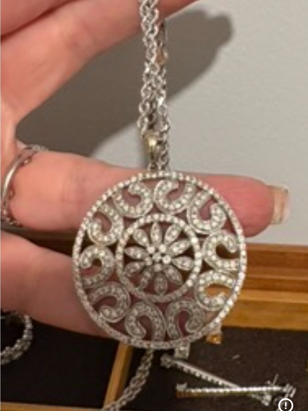 14k white gold Diamond pendent and necklace.